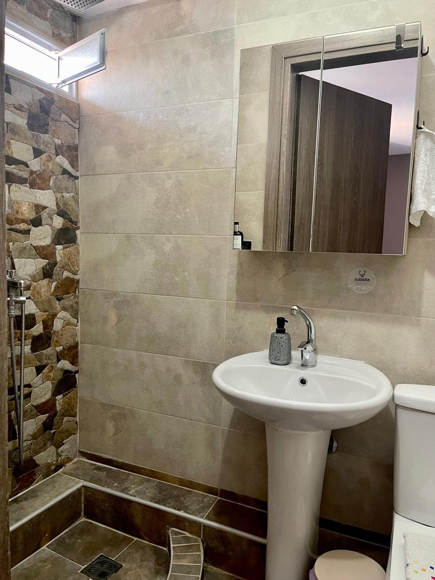 Sunny Apartment 1 Serres Bagian luar foto