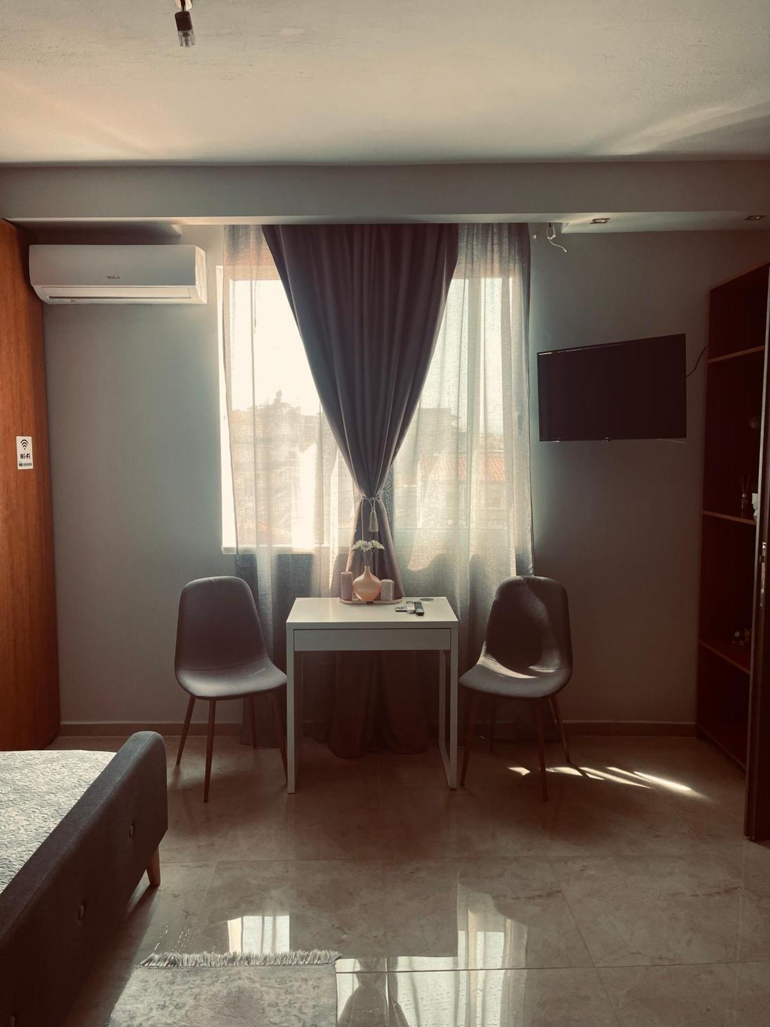 Sunny Apartment 1 Serres Bagian luar foto