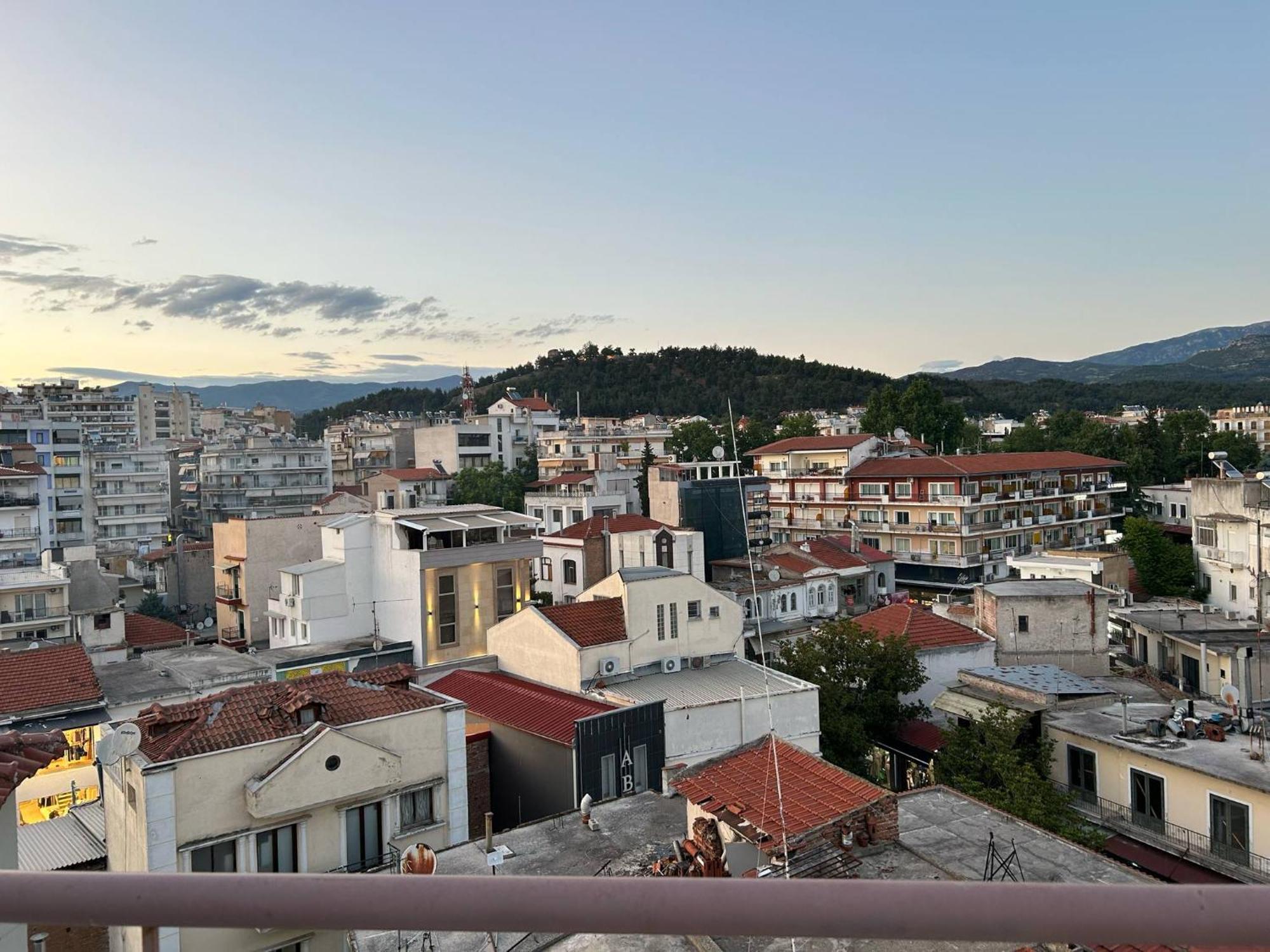 Sunny Apartment 1 Serres Bagian luar foto